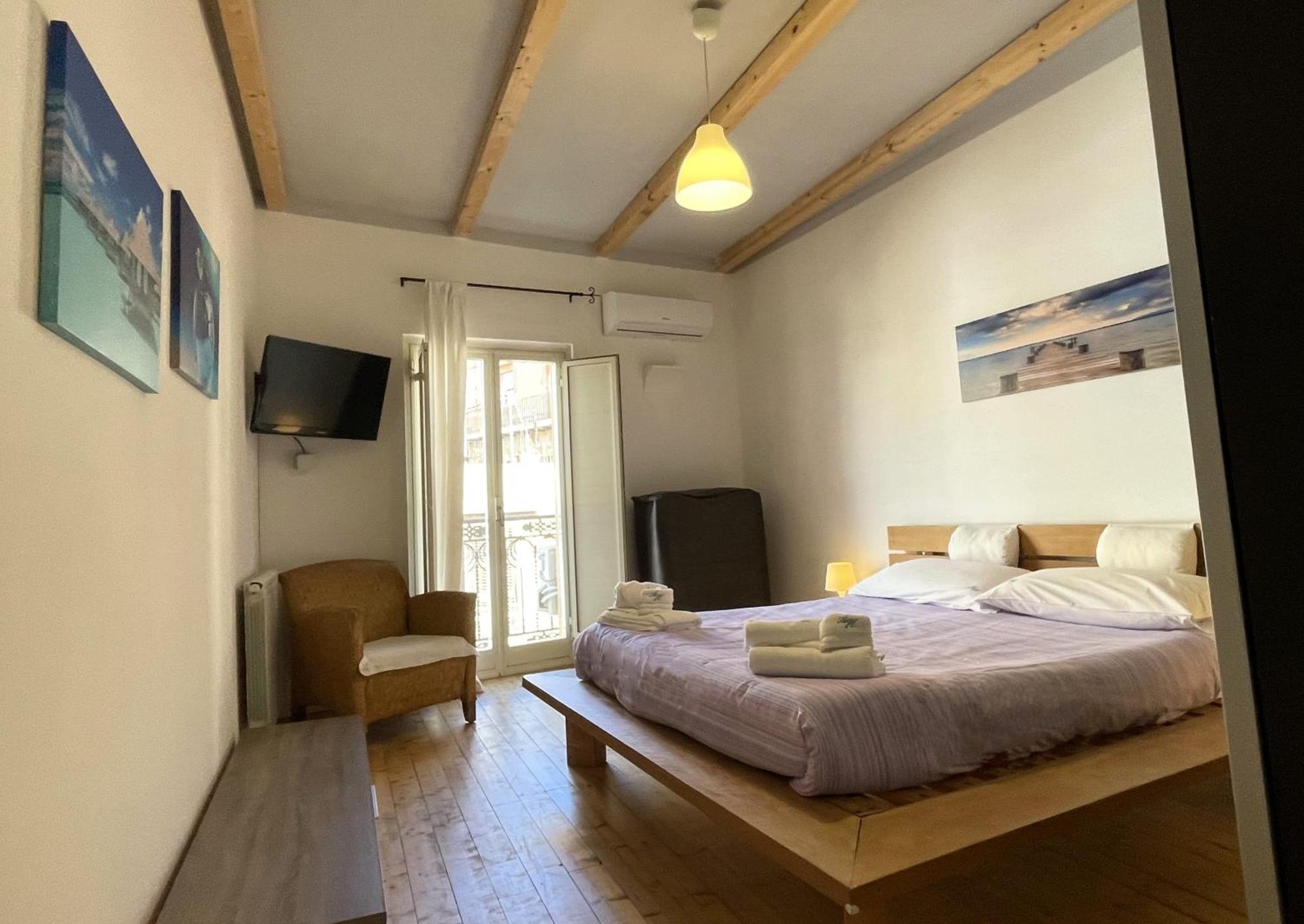 2 Apartments - Akragas Home 1 & 2 On Via Atenea City Center With View Agrigent Exterior foto