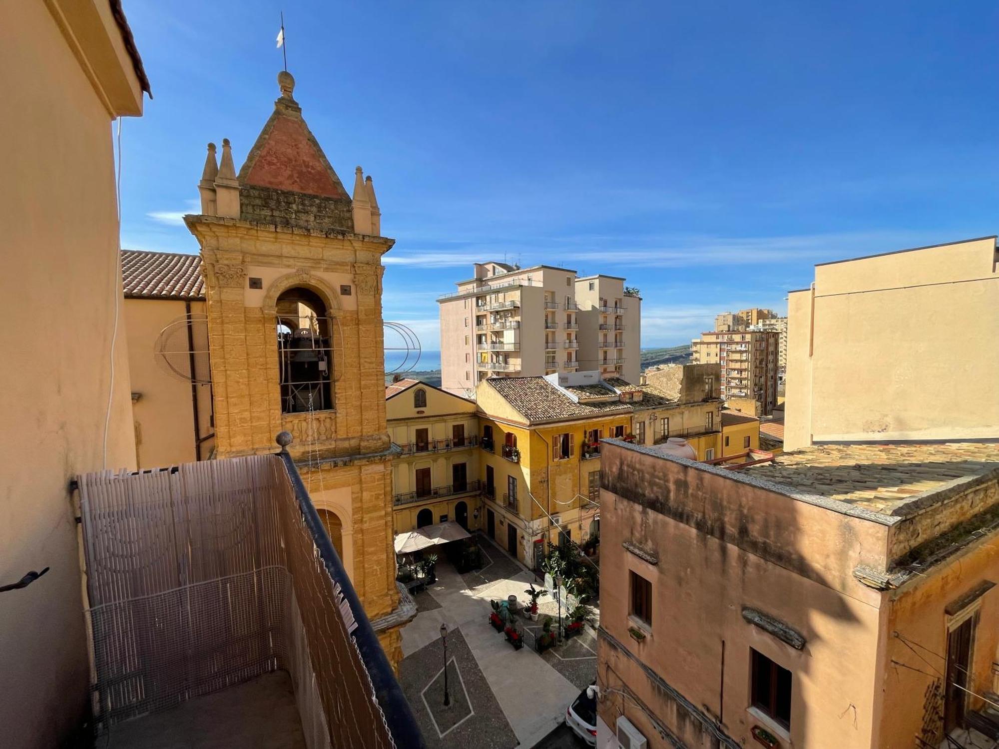 2 Apartments - Akragas Home 1 & 2 On Via Atenea City Center With View Agrigent Exterior foto